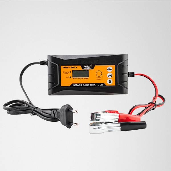 Sunchonglic pulse repair battery charger 12V 6A car lead-acid battery charger 